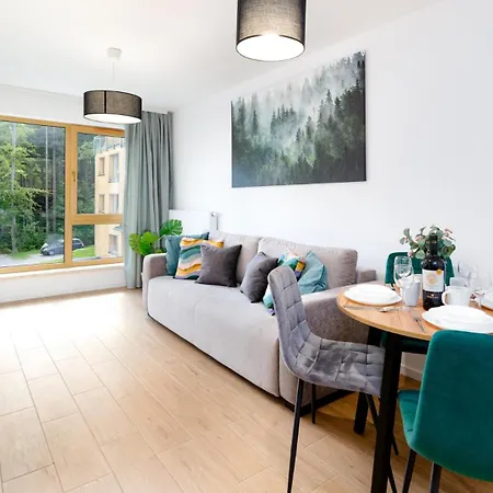 Good Time- Centrum, Blisko Wyciagu I Szlakow * شكلارسكا بوريبا